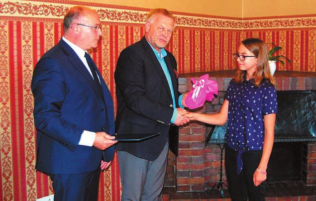 Matki dzieci niezwykłych Juliusza Słowackiego, Fryderyka Chopina, Józefa Piłsudskiego, Tadeusza Boya-Żeleńskiego, Stanisława Przybyszewskiego i Marii Dąbrowskiej ISSN 2450-7024 Gratulacje