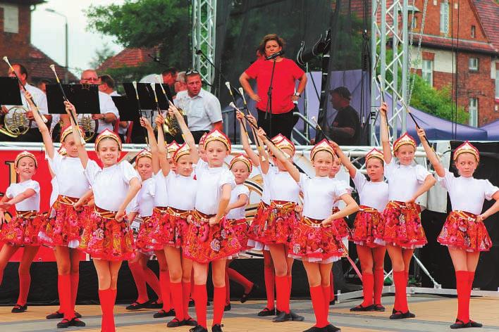 ()1@ Festiwal Orkiestr Dętych To już tradycja, wszak tuż po Industriadzie, czyli dorocznym święcie Szlaku Zabytków Techniki, w Czerwionce-Leszczynach organizowany jest