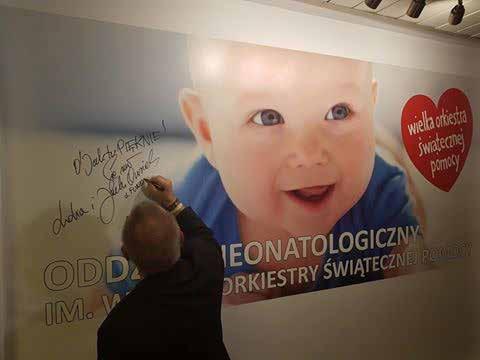 10. REKORDOWE 5 MILIONÓW BADAŃ PRZESIEOWYWCH SŁUCHU (mgr Grażyna Greczka, mgr Monika Zych) Co roku, w ramach Programu Powszechnych Przesiewowych Badań Słuchu u Noworodków, przebadanych zostaje ponad