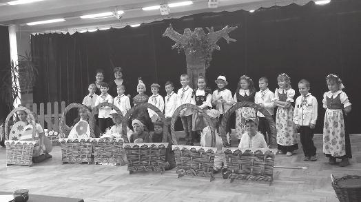 Czerwiec 2017 Przegl¹d Pyskowicki nr 6 (248) ROK Z TEATRZYKIEM "PIK POK" 13 DZIA ALNOŒÆ WYSTAWIENNICZA W RATUSZU FESTYN PARAFIALNY 1-2 LIPCA 2017 R. Plac przy koœciele pw.