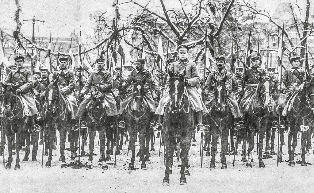 7 Rotmistrz Teodor Raszewski na czele kombinowanego szwadronu Pułku Konnych Strzelców Straży Poznańskiej (od 29 stycznia 1919 r.