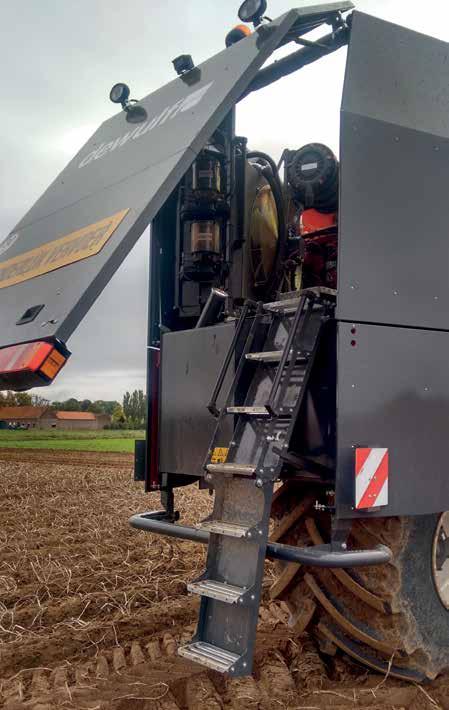 MOCNY SILNIK, NISKIE ZUŻYCIE PALIWA Model Kwatro jest wyposażony w silnik Scania DC13 Stage IV o mocy 500 KM. Niezależne chłodzenie zapewnia większą swobodę w zakresie prędkości pracy silnika.