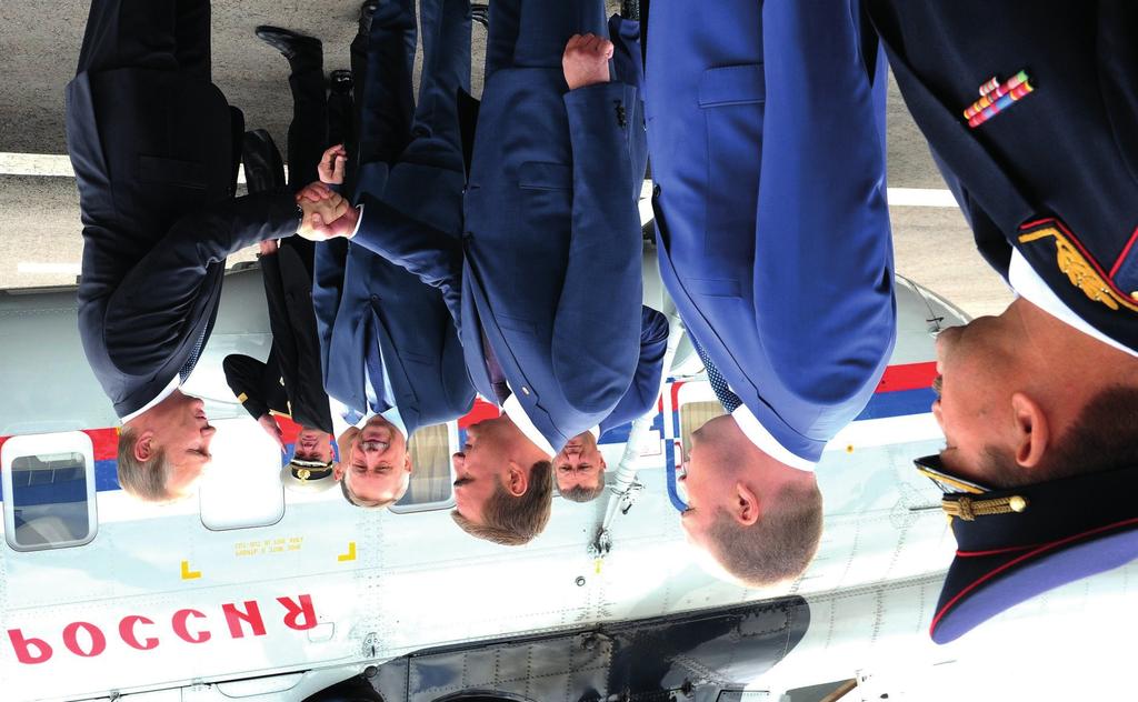 PUTIN Z WIZYTĄ W TULE, WITA SIĘ Z GUBERNATOREM DIUMINEM ŹRÓDŁO: KREMLIN.