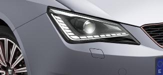 OŚWIETLENIE Światła do jazdy dziennej s s s s s Pojedyncze reflektory jednoogniskowe s s s Tylne światła LED s s Pakiet LED: podwójne reflektory ze światłami do jazdy dziennej LED i tylne światła LED