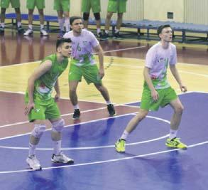 8 sport AZS ponownie liderem piłka ręczna Bez najmniejszych problemów AZS AWF rozprawił się z ŚKPR Świdnica, wygrywając różnicą 16 bramek (42:26).