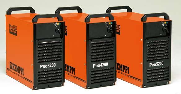 Kemppi Pro Evolution Źródła zasilające doskonale znanej serii Kemppi Pro zapewniają najwyższy profesjonalizm spawania elektrodami otulonymi. W skrócie Pewny i stabilny łuk umożliwia wydajne spawanie.