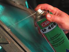 CRC Ecoprotect Cireux nie wchodzi w reakcje chemiczne ze stopami metali i metalami nieżelaznymi.