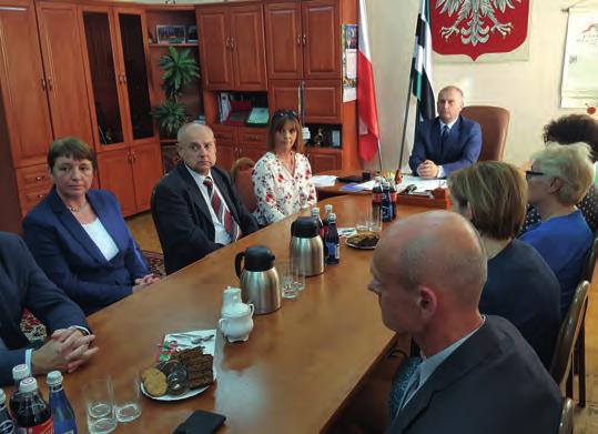nurtują ich umysły i serca, a nade wszystko domagają się