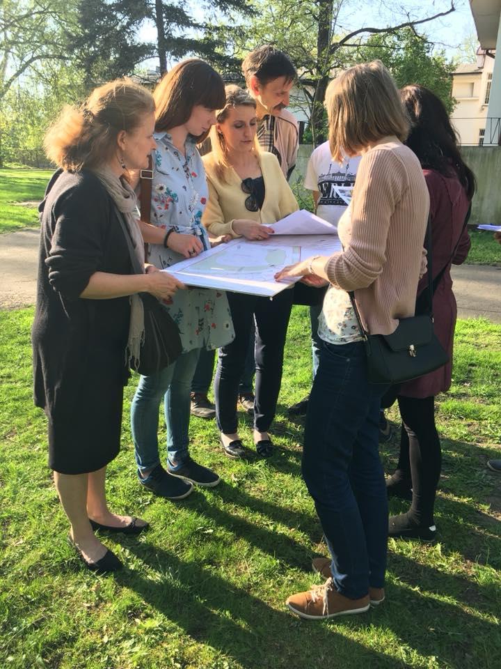 10 maja stanowisko z wydrukowanym planem