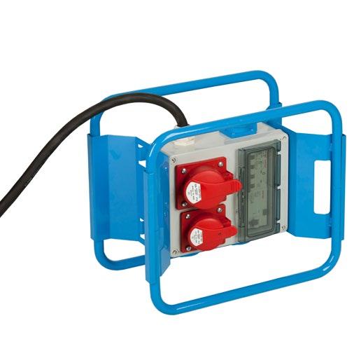 ROZDzielnica wolnostojąca 400V / 400V self-contained switchgear PRZEDŁUŻACZE / EXTENSION CORDS MOŻLIWOŚĆ DOBORU WTYCZKI ZASILAJĄCEJ Klienci nastawieni na zaspokojenie swoich potrzeb przesyłu energii