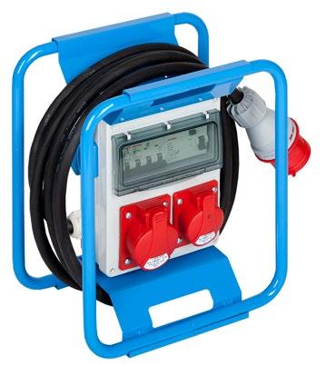 Pakowanie pojedyncze - karton - W opcji zabezpieczenie - W opcji stelaż wielopozycyjny - Polyamide housing with a very high impact resistance - 2x16A 400V and 4x230V sockets in the housing - Impact