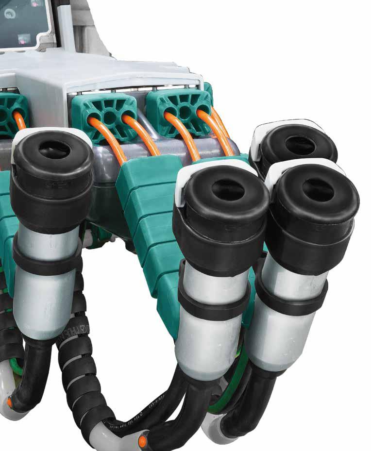 Cały mechanizm jest chroniony bardzo elastyczną, plastikową pokrywą, a w przypadku