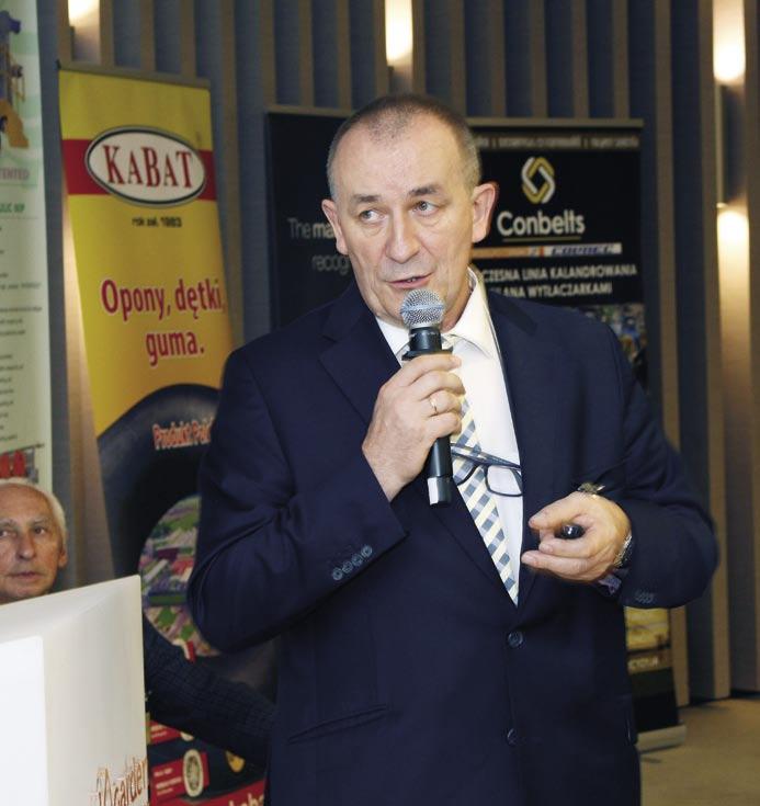 Po wstępnym przedstawieniu firmy przez Eligiusza Sidora z IPM, Alberto Vigano omówił temat innowacyjnej linii do Andrzej Kabat, prezes firmy KABAT TYRE.
