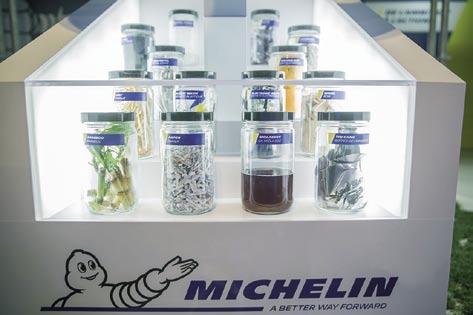 Premiera pierwszej opony z recyklingu Firma Michelin zaprezentowała swoją pierwszą oponę z recyklingu podczas rozpoczynającego się w Kanadzie światowego szczytu na rzecz zrównoważonej mobilności