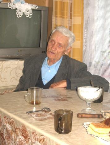 Dane osobowe: Urodzony 14.10.1927r. Ważne wydarzenia: 1946r. wstąpił do Armii Krajowej 17.02.1952 aresztowany przez UB i wyrokiem sądu skazany na 2 lata 25.