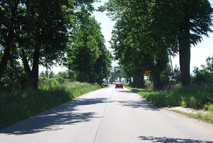 LOKALIZACJA 15. droga Jurków Koniecmosty Nr punktu Start: 50.356277, 20.636496, koniec: 50.352635, 20.
