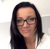 DOMINIKA MATCZAK Trener/Przedsiębiorca Ekspert w zakresie komunikacji, sprzedaży i zarządzania. Trener i przedsiębiorca z wieloletnim doświadczeniem. Stworzyła m. in.