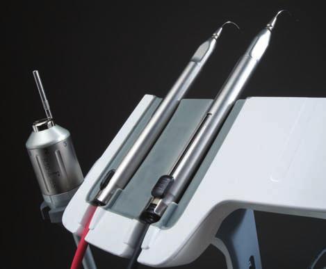 TwinLight TM ZABIEGI ENDODONTYCZNE Leczenie endodontyczne TwinLight Endodontic Treatment (TET TwinLight Endodontic Treatment) niweluje dwie główne wady klasycznych procedur leczniczych: