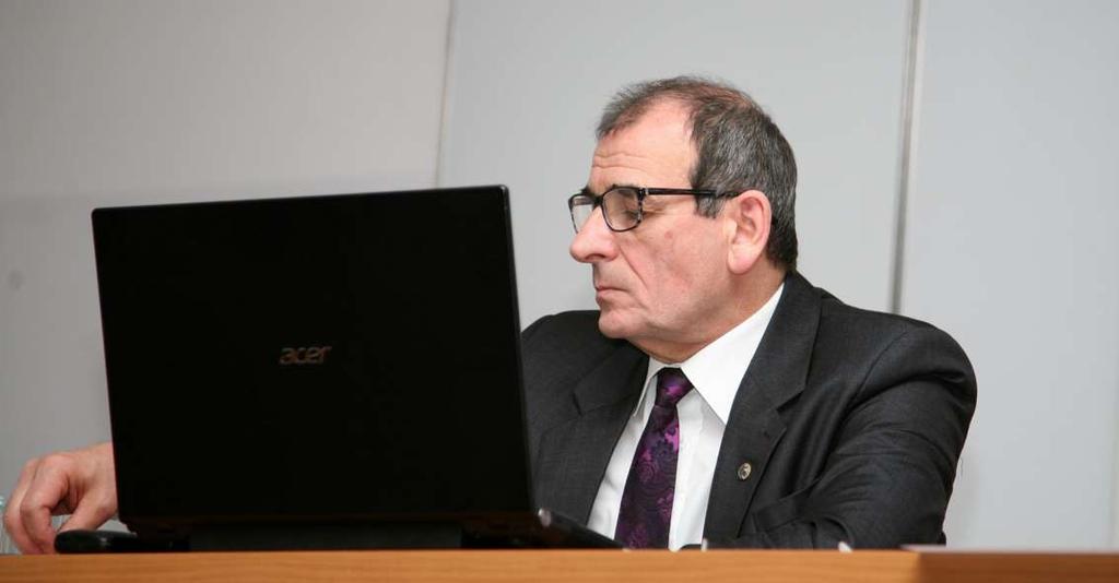 ..; Robert Cieszyński Prezes Bolesław Krystowczyk podziękował mówcy za ładnie zaprezentowany temat, poparty własnymi doświadczeniami i zaprosił do wystąpienia Jacka
