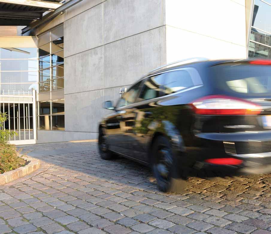 ROZPOZNAWANIE TABLIC REJESTRACYJNYCH NA POTRZEBY KONTROLI DOSTĘPU NAJWAŻNIEJSZE ZASTOSOWANIA Zapewnienie gościom hoteli Holiday Inn dostępu do zarezerwowanych miejsc parkingowym podczas pobytu,