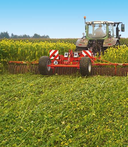 TerraLife TerraLife zalecenia uprawowe Przygotowanie podłoża: Ponieważ wszystkie mieszanki TerraLife zawierają gatunki o małych i dużych nasionach, zalecana głębokość siewu wynosi 2 3 cm.