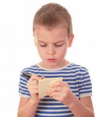 Najogólniej rzecz ujmując można powiedzieć, że osiągnięcia szkolne ucznia z dysleksją rozwojową nie są zgodne z wymaganiami szkoły.