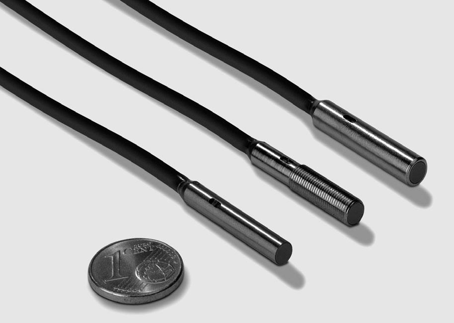 Miniaturowy cylindryczny czujnik zbliżeniowy E2E Duża wydajność małe wymiary modele okablowane i ze złączami M8 w rozmiarach mm 5 mm i M5 częstotliwość odpowiedzi do 3 khz Informacje na temat