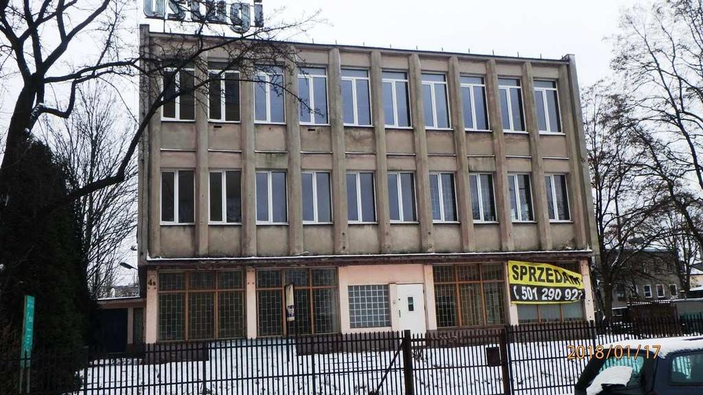 48 m x 36 m. Nieruchomość zabudowana.
