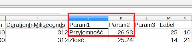 oblicza odległości (Distance), a potem ten, który wpisuje etykiety (Polygons).