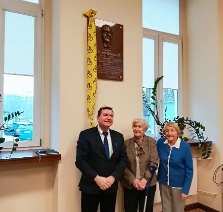 Marek Potrzebowski, prof. Maria Michalska, prof. Aleksandra Skowrońska. W kolejnym punkcie Dyrektor szczegółowo przedstawił sytuację naukową i finansową Centrum.