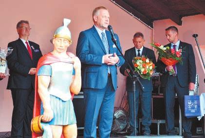 mijającą kadencją.