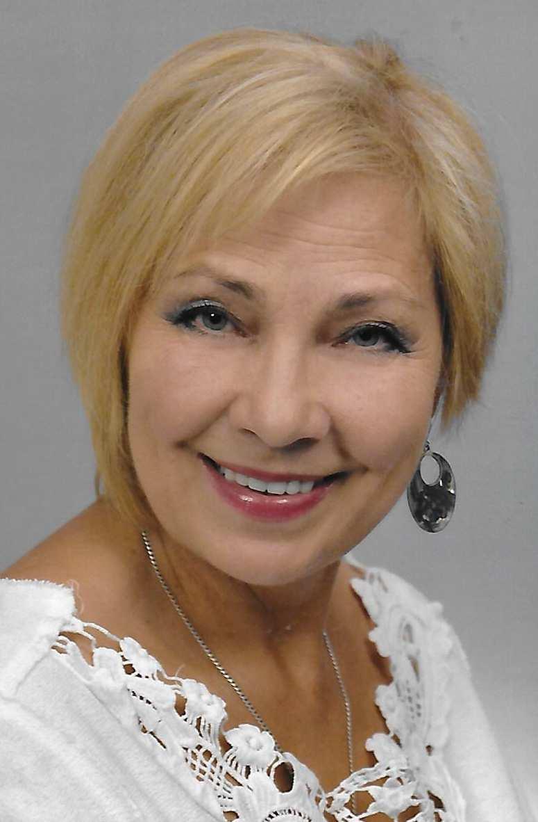 Kandydat do Rady Gminy Orońsko Maria Deja Okręg nr 8, lista nr 22 - pracuje jako terapeutka zajęciowa w Domu Pomocy Społecznej "DK" w Łaziskach - absolwentka wydziału