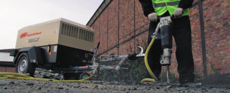 Młot pneumatyczny do kucia w pionie Kompleksowe rozwiązania Ingersoll Rand jest światowym liderem w projektowaniu i produkcji przewoźnych sprężarek powietrznych dla przemysłu budowlanego.