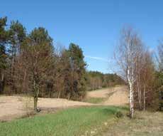 ZESPÓŁ PARKÓW KRAJOBRAZOWYCH WOJEWÓDZTWA ŁÓDZKIEGO 7 PARK KRAJOBRAZOWY WZNIESIEŃ ŁÓDZKICH OGÓLNA CHARAKTERYSTYKA PARKU Park Krajobrazowy Wzniesień Łódzkich położony jest na północny wschód od Łodzi,