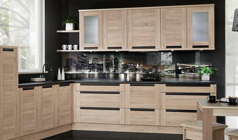 Drewno i wysoki połysk trendy w meblach kuchennych Dominującym trendem w meblach kuchennych w roku 2015 pozostanie minimalizm, a wśród dekorów wymienianych jako topowe pojawia się drewno.