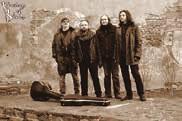 / muzyka, nr 9/177, IX 2017 Zalewski gitara, Tomasz Kinecki instrumenty perkusyjne, Paweł Kamiński saksofon, Marcin Malarz trąbka, Piotr Zawada puzon, Daniel Wysocki bass.
