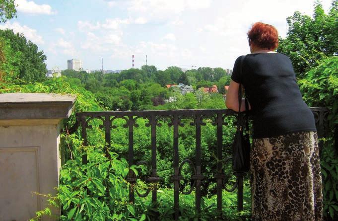 Park zwany Parkiem Rzeźby jest otwarty przez cały rok od świtu do zmierzchu, natomiast Muzeum od 11- Fot.1 Pałac Królikarni tej do 18-tej (z wyjątkiem poniedziałków).