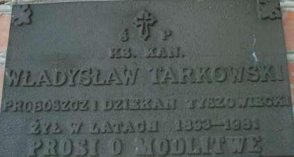 94 Monografia rzymskokatolickiej parafii św. Trójcy w Komarowie Urodził się w 1743 roku. Pijar. Uczył w klasach niższych (4 lata) i w klasach wyższych (14 lat) muzyki, poetyki, retoryki i filozofii.