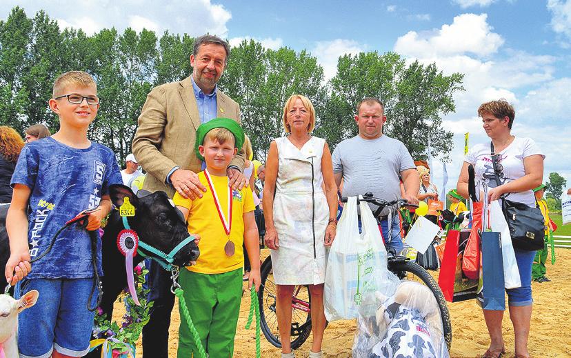 9 Wystawa w sercu rolniczej Wielkopolski Pudliszki to mała wieś położona w pobliżu Krobi, w województwie wielkopolskim.