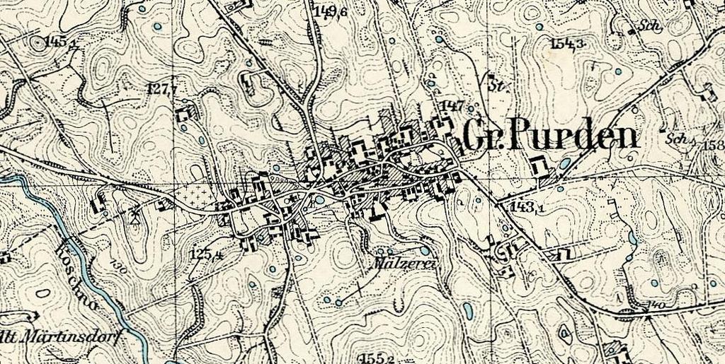 20 a) b) Rys. 5. Porónanie układu przestrzennego miejscowości Purda : a zaznaczone nawsie na mapie z 1930r.; b zaznaczenie nawsia wsi Purda na zdjeciu lotniczym z 2009r.