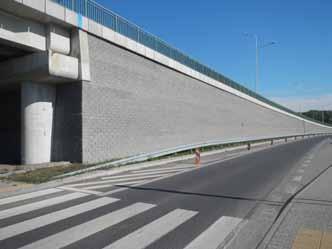 Od ponad 30 lat Tensar dostarcza ekonomiczne rozwiązania na potrzeby rozbudowy i rozwoju infrastruktury ŚWIATOWY LIDER Tensar International Limited (Tensar) jest światowym liderem w produkcji i