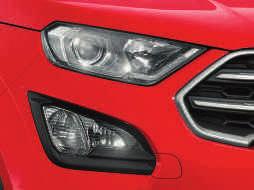 FORD ECOSPORT Wersje Trend Zewnętrzne elementy wyposażenia pojazdu 16" stalowe obręcze kół z kołpakami Reflektory halogenowe ze światłami do jazdy dziennej LED Przednie światła przeciwmgielne
