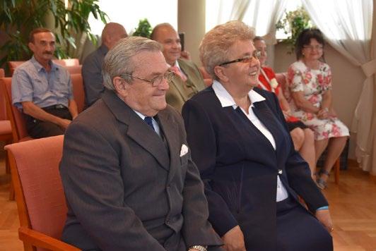 Z ŻYCIA W NUMERZE GMINY Jubileusz Razem przez pół wieku W sobotę, 8 września, w sali Urzędu Stanu Cywilnego w Mszczonowie miała miejsce niezwykła uroczystość.