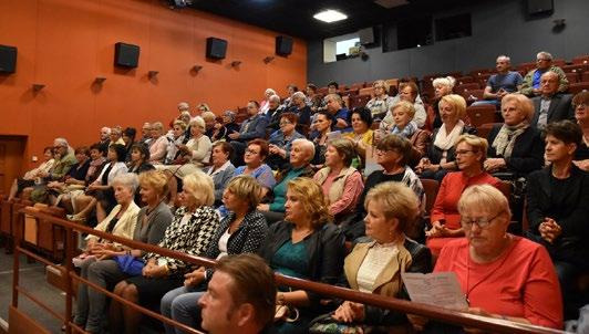 - Co przeczytaliście w ciągu roku? pytał studentów UTW prof. Witold Rakowski, rektor mszczonowskiego UTW. Jak podkreślał oświata jest najważniejszym czynnikiem w rozwoju cywilizacyjnym.