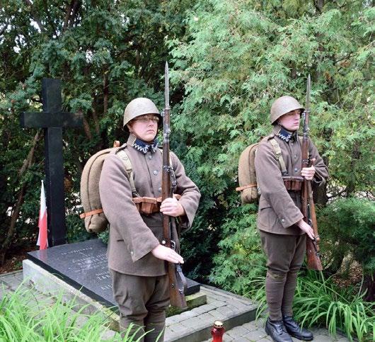 HISTORIA I W TRADYCJA NUMERZE S patriotyzm i to nie tylko w chwilach najwyższej próby, jaką była chociażby wojna obronna 1939 roku, ale także w dniu codziennym, kiedy to powinniśmy żyć, pracować i