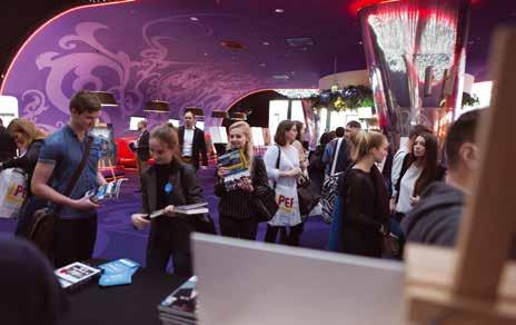 BUILDER FOR THE YOUNG ARCHITECTS EDYCJA VI 2018 2019 PROMUJEMY POLSKĄ ARCHITEKTURĘ I WSPIERAMY MŁODYCH ARCHITEKTÓW BUILDER FOR THE YOUNG ARCHITECTS 12 z wybitnymi architektami i przedstawicielami