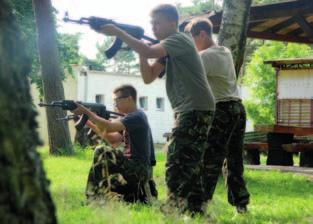 Siły antyterrorystyczne starają się uniemożliwić wykonanie ich planu poprzez pozbywanie się terrorystów, rozbrajanie ich ładunków oraz ratowanie zakładników.