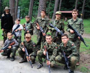 za linią wroga Obóz asg 12-15 / 15-18 lat Air Soft Gun: zajęcia z użyciem replik ASG (wierne repliki broni podwzględem wielkości szczegółów i wagi).