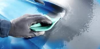 sia Abrasives - PRODUKTY 7970 siasponge soft Bogactwo kolorów i czystość produkcji Struktura produktu Ziarno: Wymiary: Podłoże: Rodzaj nasypu: Spoiwo: korund 115 x 140 x 5 mm PU (poliuretan) gąbka o