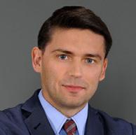 Specjalizuje się w zagadnieniach prawnych związanych z szeroko pojętym świadczeniem usług ubezpieczeniowych na terenie Polski, w szczególności w tematyce gwarancji ubezpieczeniowych, tworzenia i